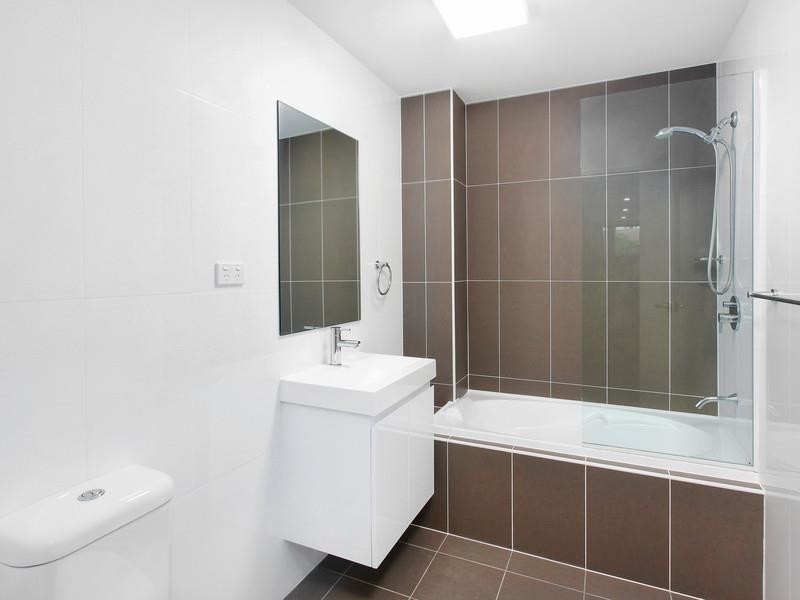 2/8-10 Octavia Street, Toongabbie NSW 2146